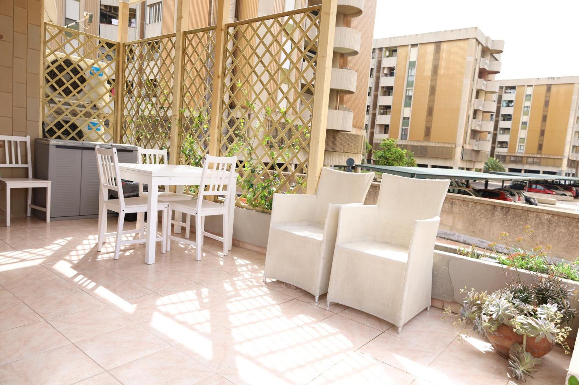 Jitaku Maine Apartment Cagliari Exterior foto