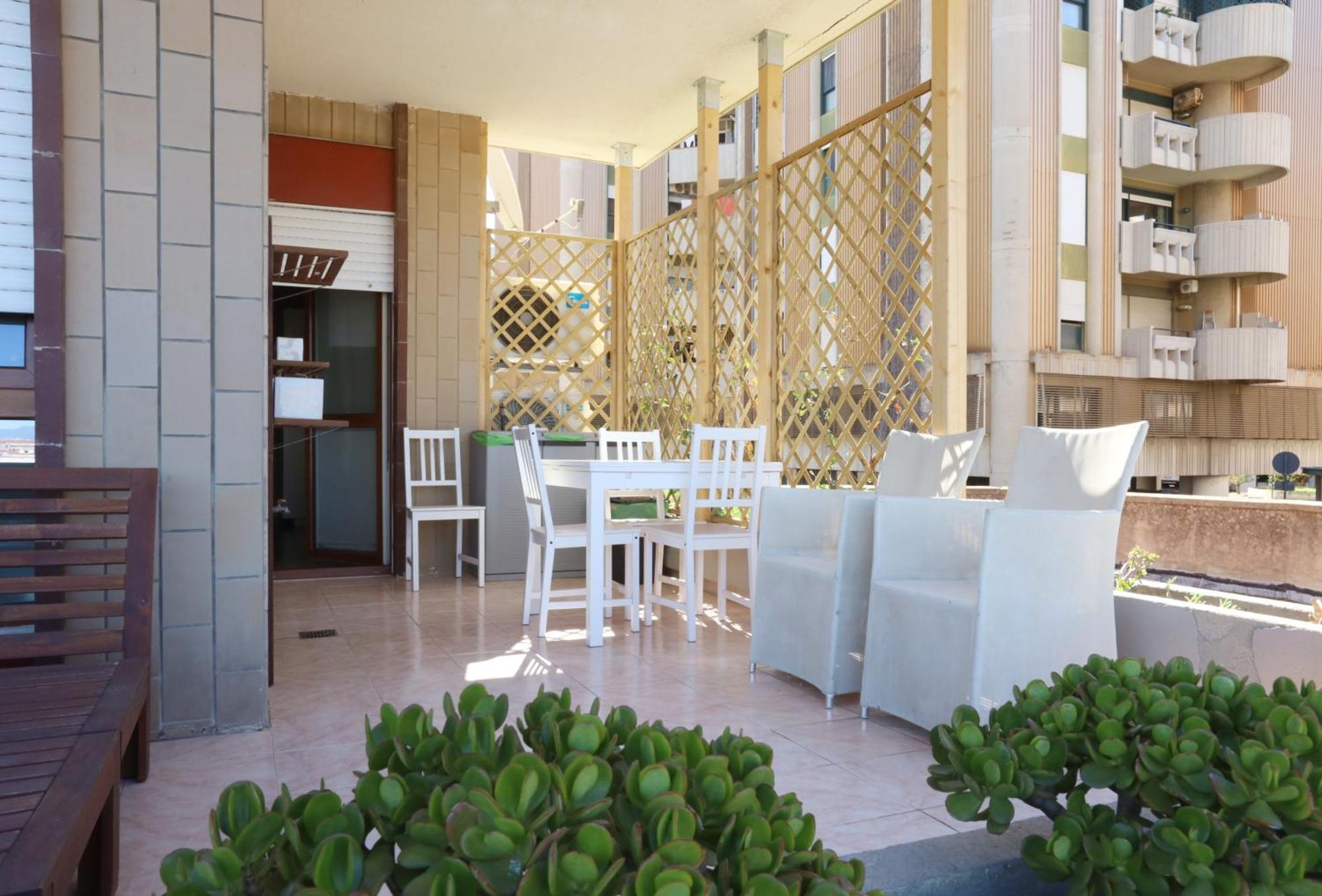 Jitaku Maine Apartment Cagliari Exterior foto